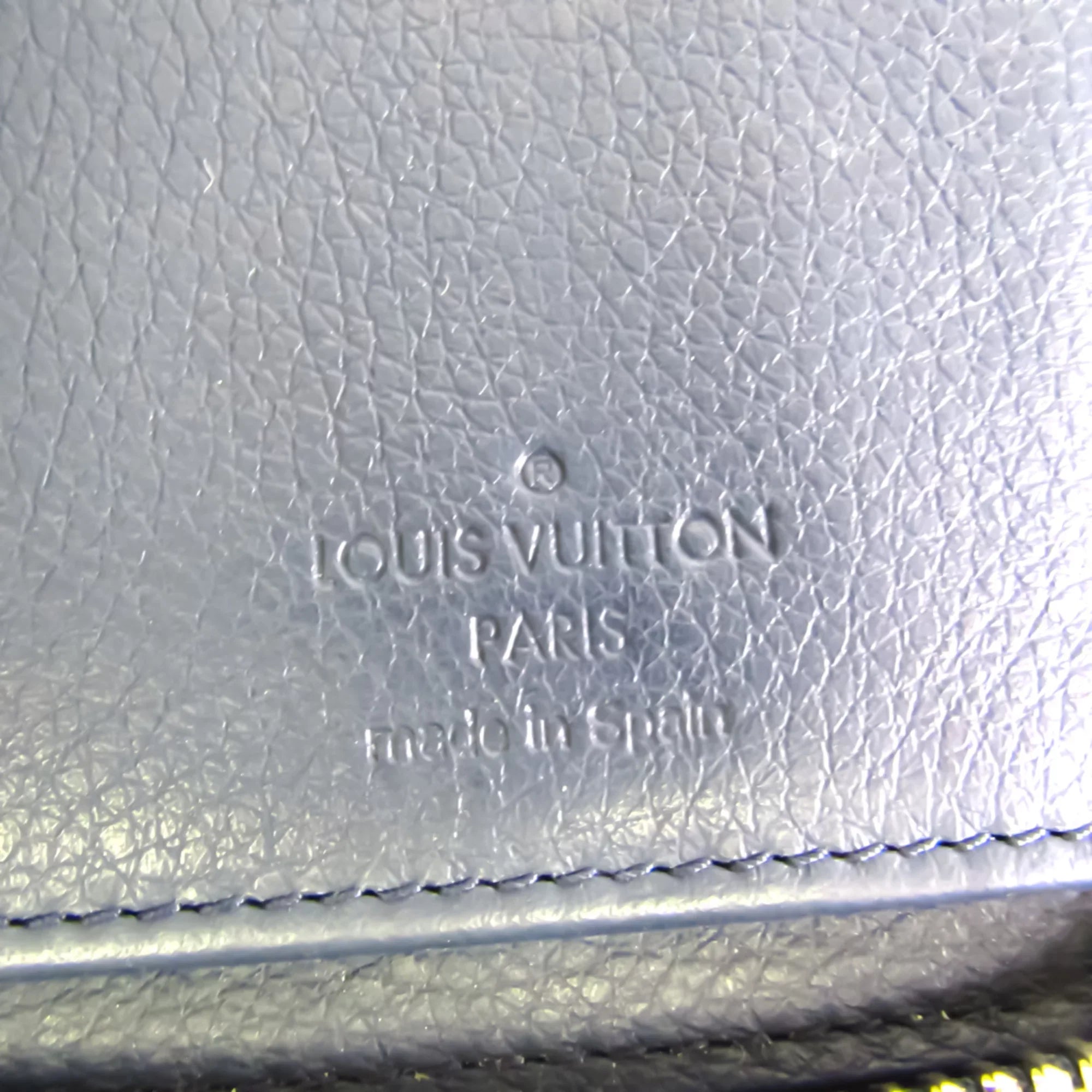 Pre-Owned Louis Vuitton Taurillon Zippy Wallet Vertical M58823 Unisex Taurillon Leather Long Wallet (bi-fold) Navy (Good)