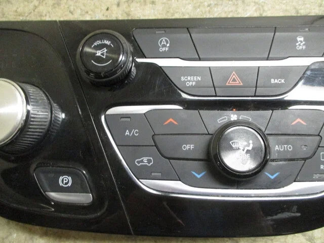 Pre-Owned 2017 Chrysler Pacifica Automatic Climate AC Heater Temperature Control OEM LKQ (Good)