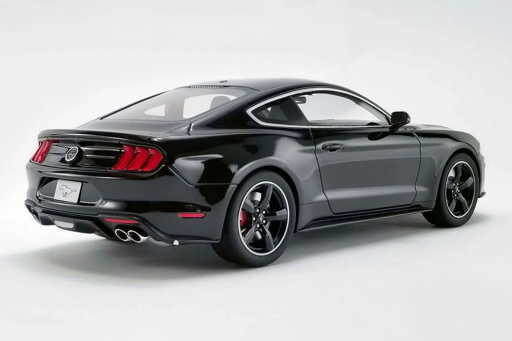 2019 Ford Mustang Bullitt Hardtop, Shadow Black - GT Spirit US017B - 1/18 scale Resin Model Toy Car