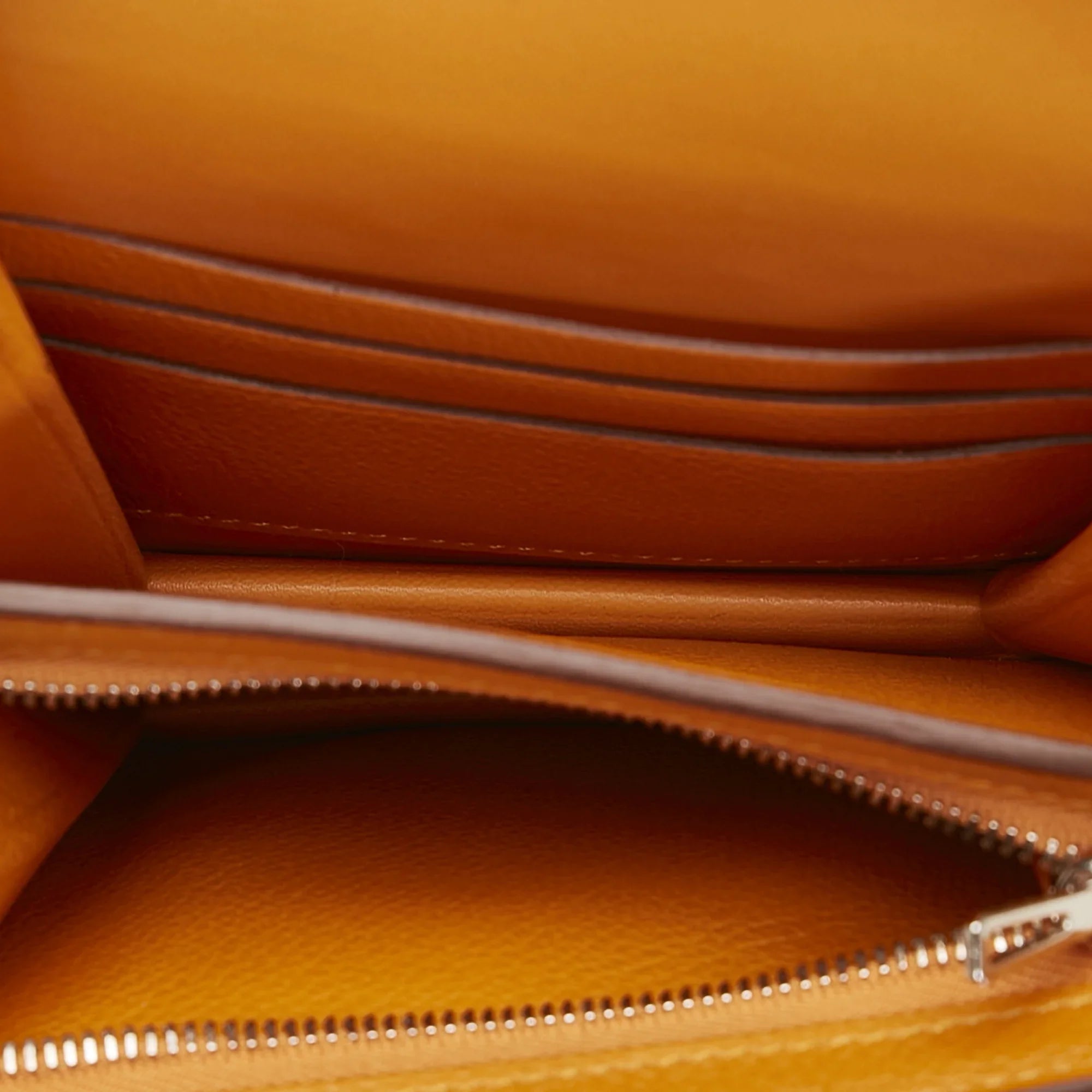 Pre-Owned Authenticated Hermès 2002 Wallet Calf Leather Orange Small Wallets Unisex (Good)