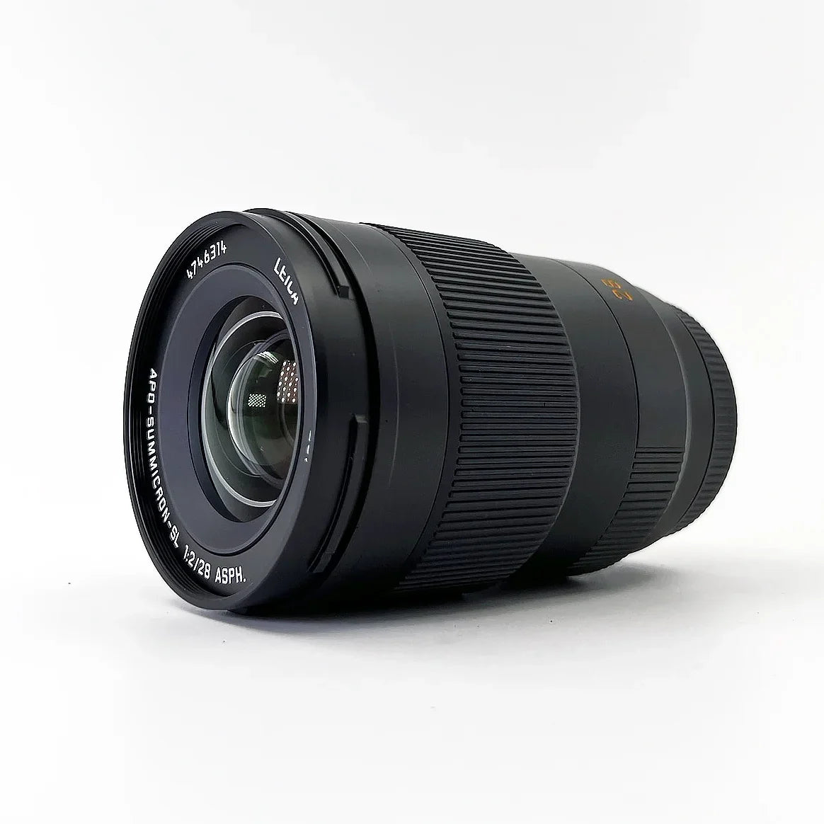 Leica APO-Summicron-SL 28mm f/2 Aspherical Lens + Padded Medium Sized Case + 67mm 3-Piece Filter Kit + Lens Cap Keeper + 6Ave Cleaning Kit